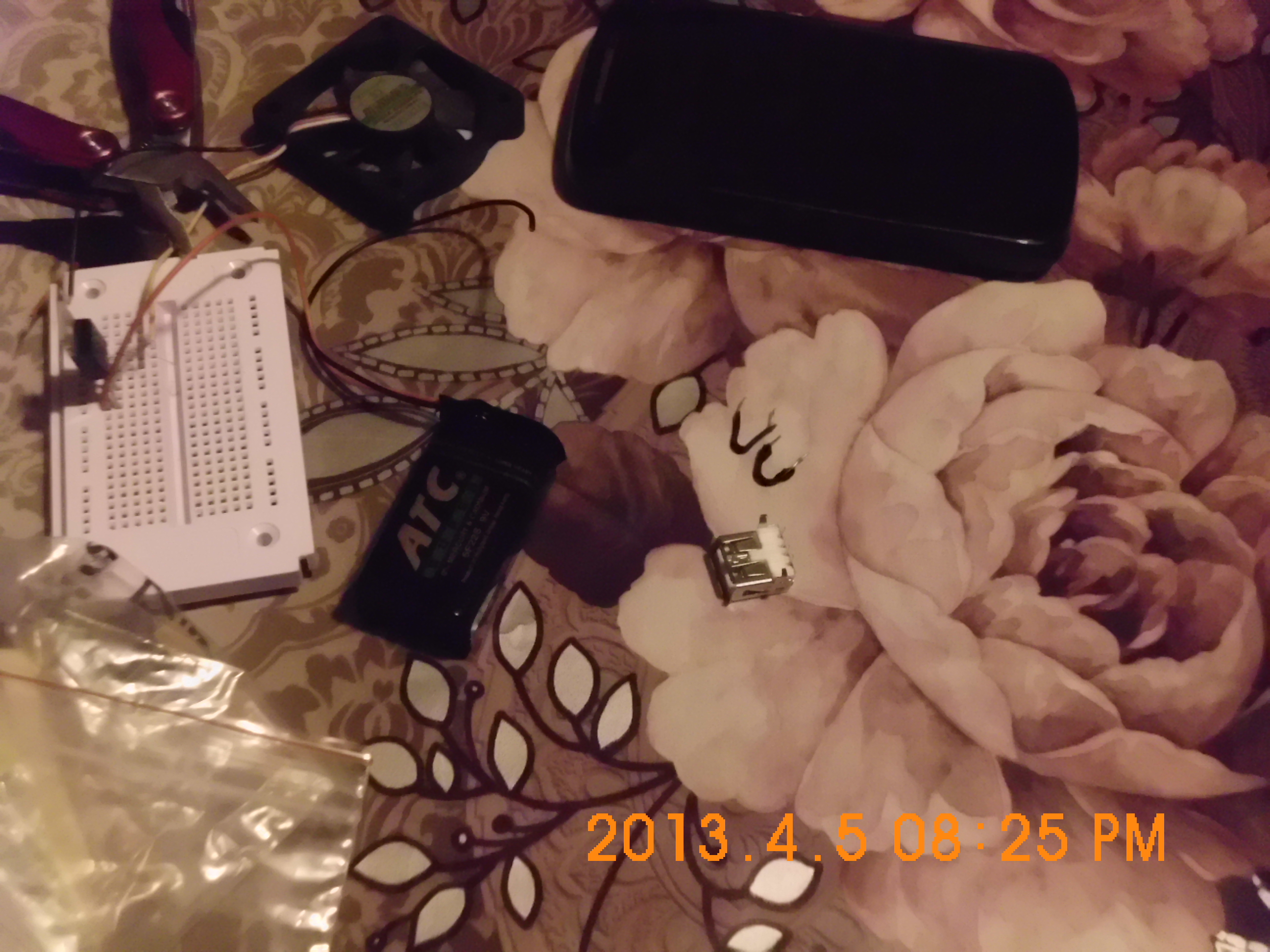 Portable Usb Phone Charger Instructables