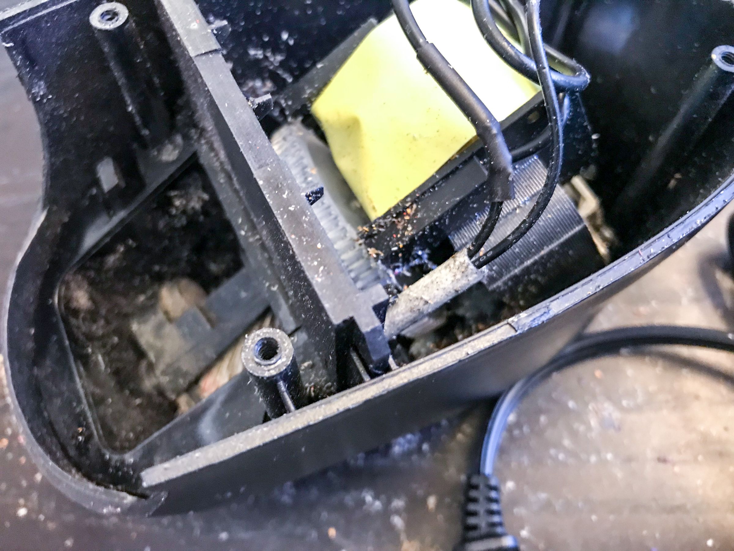 How to Fix a Jammed Electric Pencil Sharpener 5 Steps Instructables