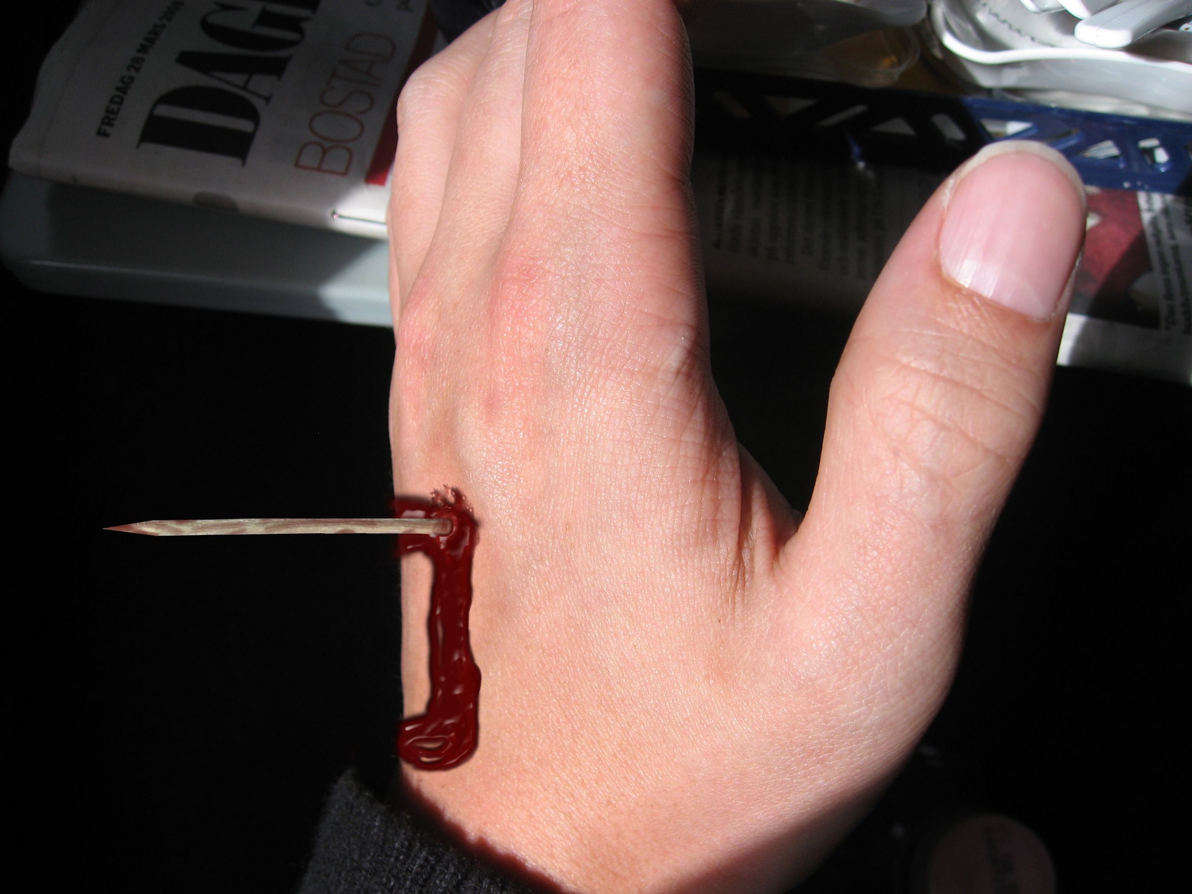 Toothpick through your hand! (in photoshop)