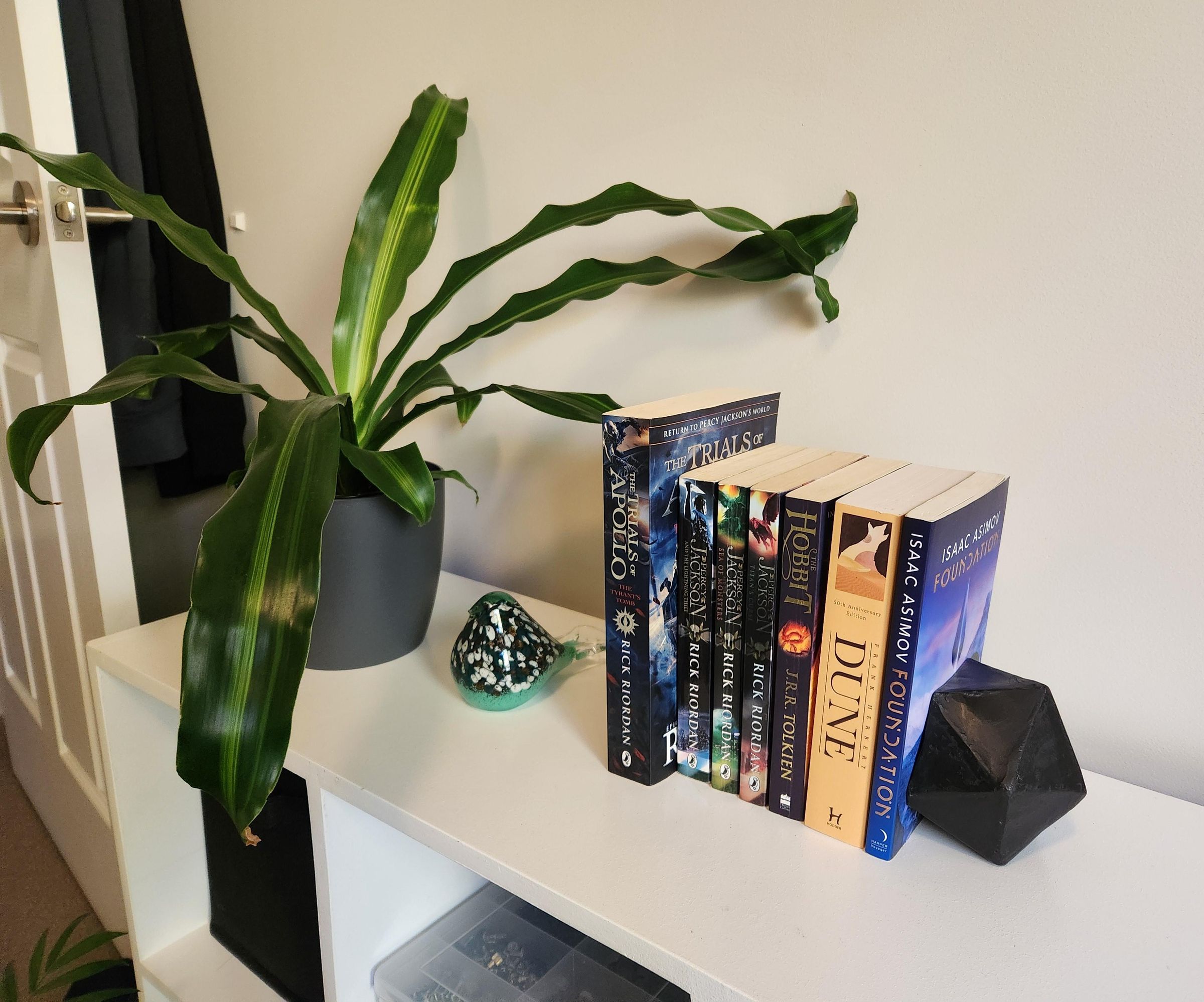 How to Make Modern Geometric Bookends (For All Skill Levels)