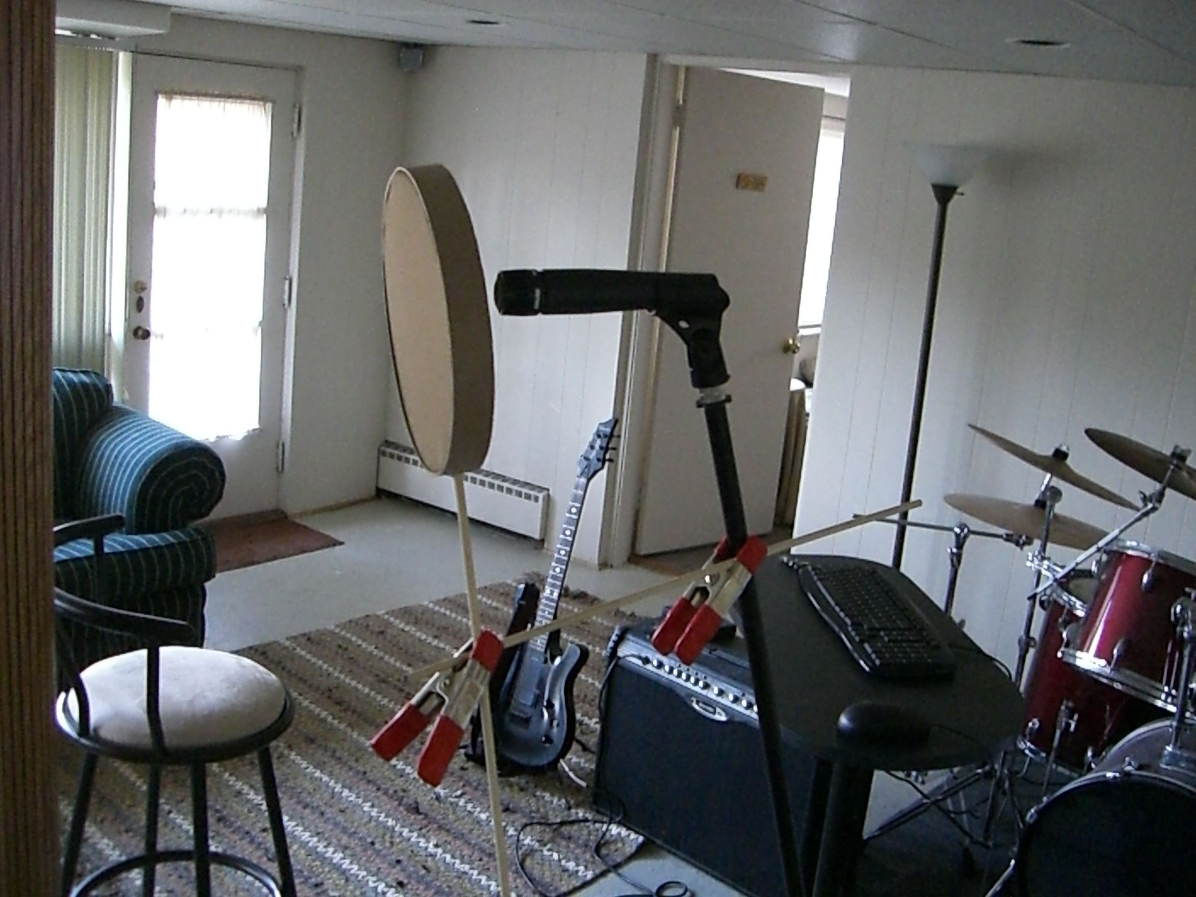 How to Make a Very Cheap Homemade Pop Filter