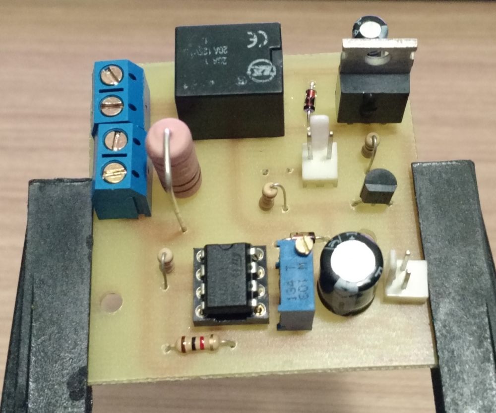 Short Circuit Protection for (almost) Any Power Supply