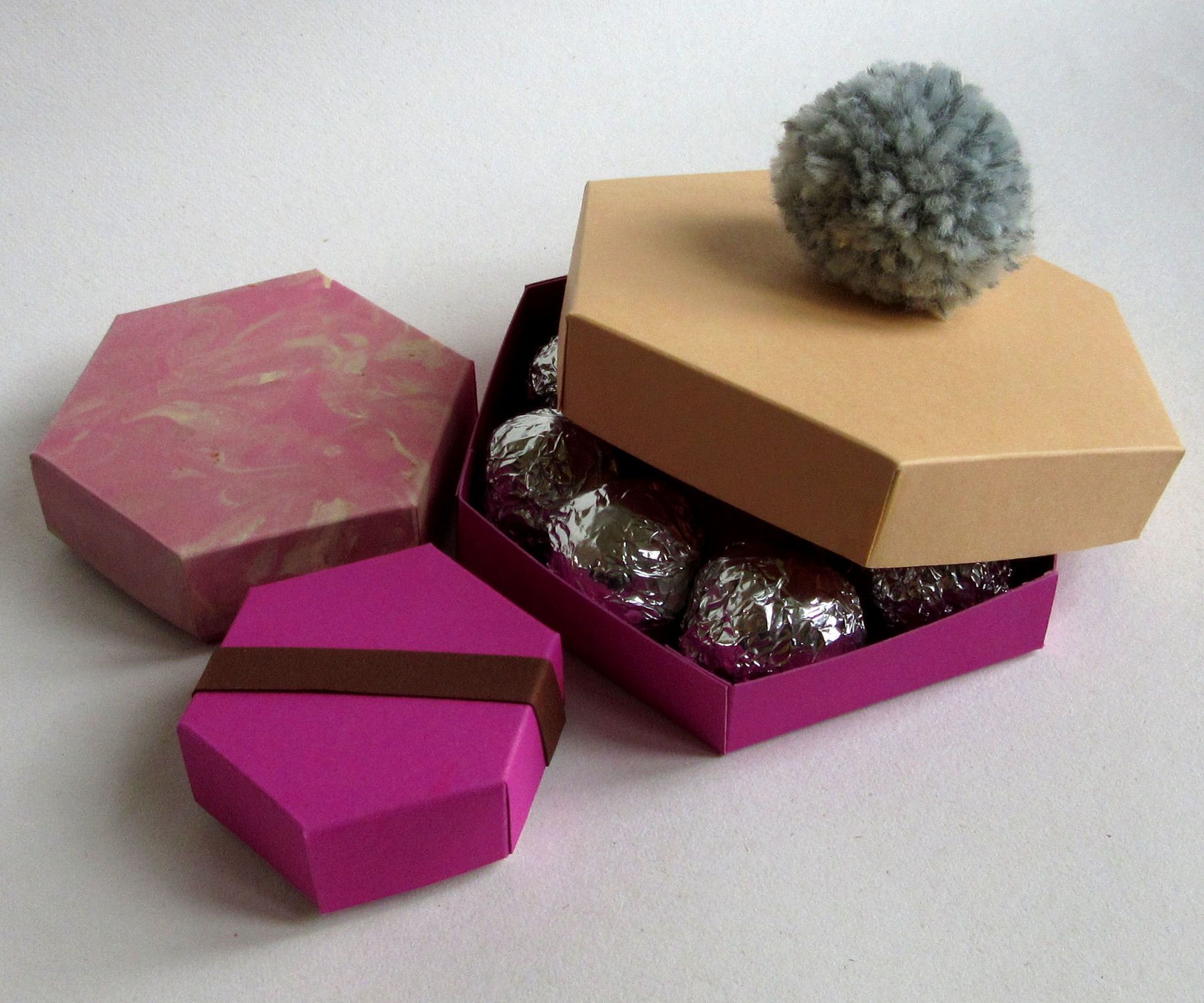 Hexagonal Cardboard Gift, Jewellery or Chocolate Box