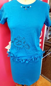 Tying a Tshirt Into a Dress