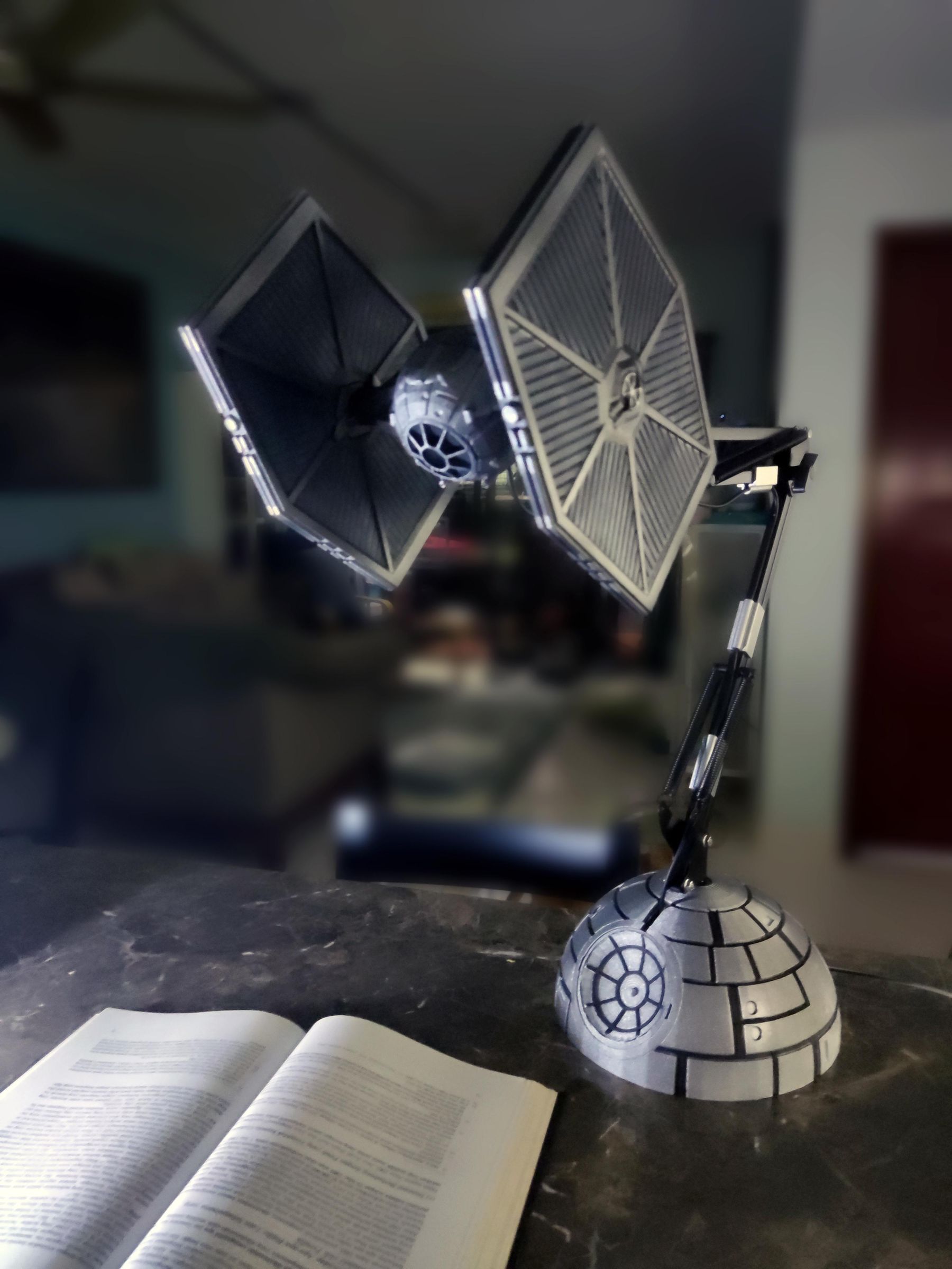 tie fighter posable lamp