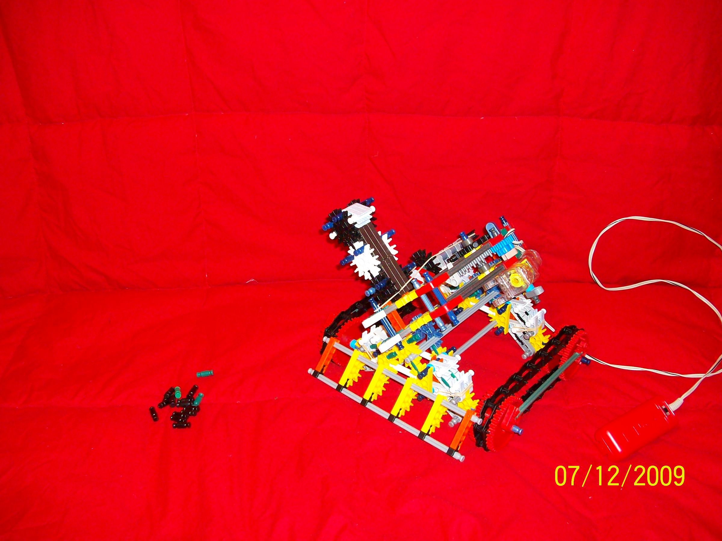 T.N.K.I.T Round 1 Entry - Every Terrain Tank with Fully Automatic Turret