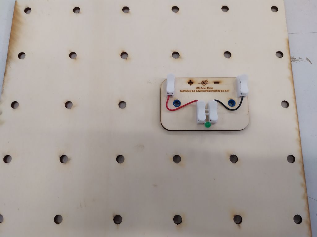 Assembly of the Tiles – Reproduction of the Example Tile: