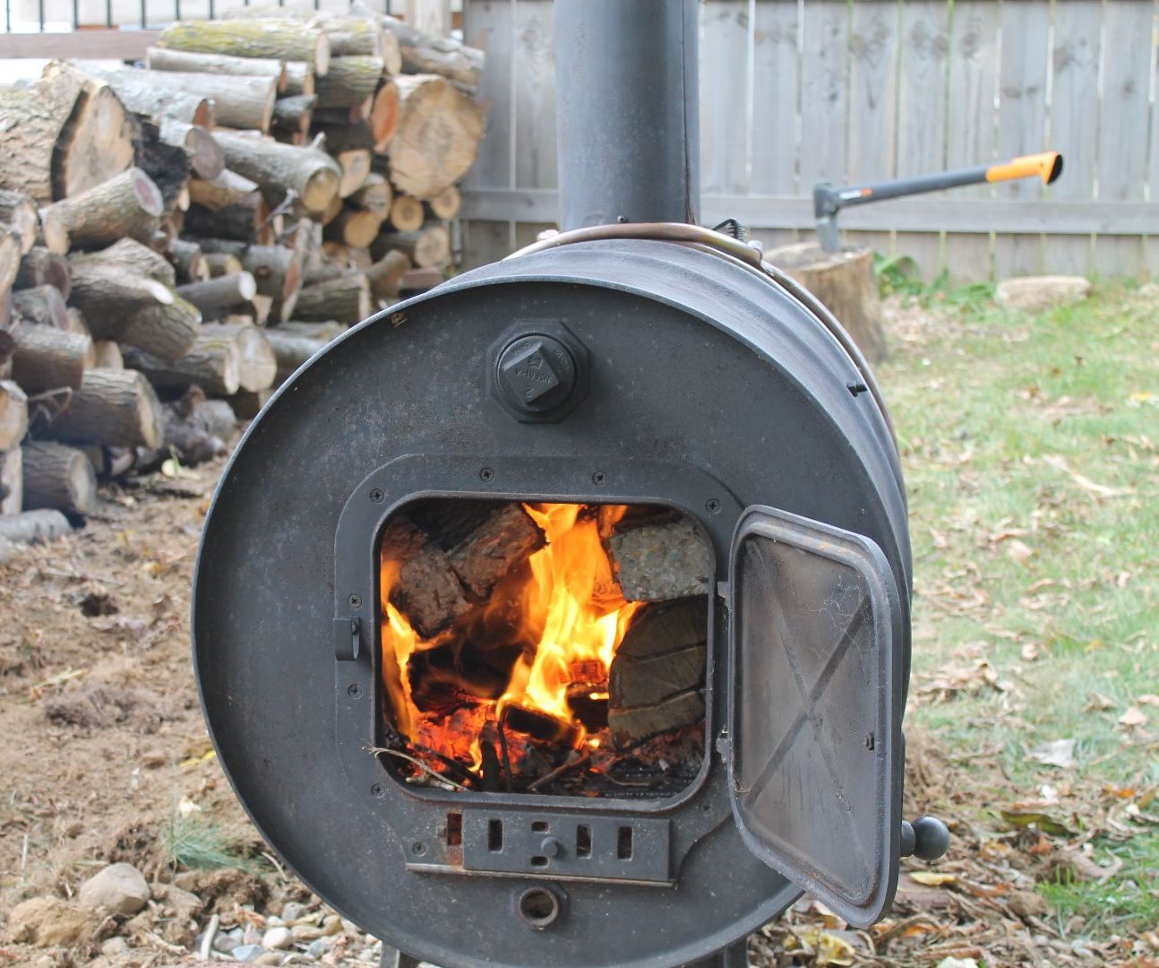 Building a Simple Barrel Stove