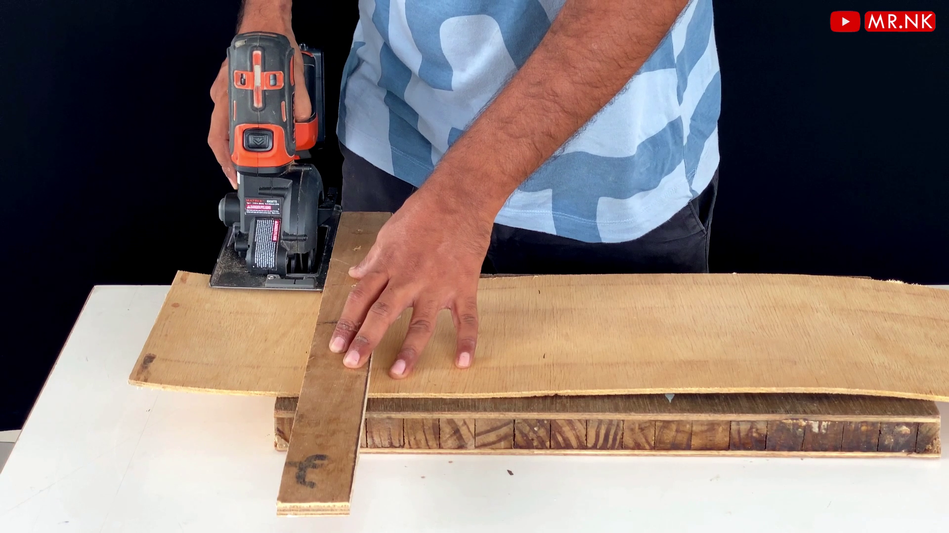 Building a Coffee Table With Endless Depth! (Infinity Illusion) : 12 ...