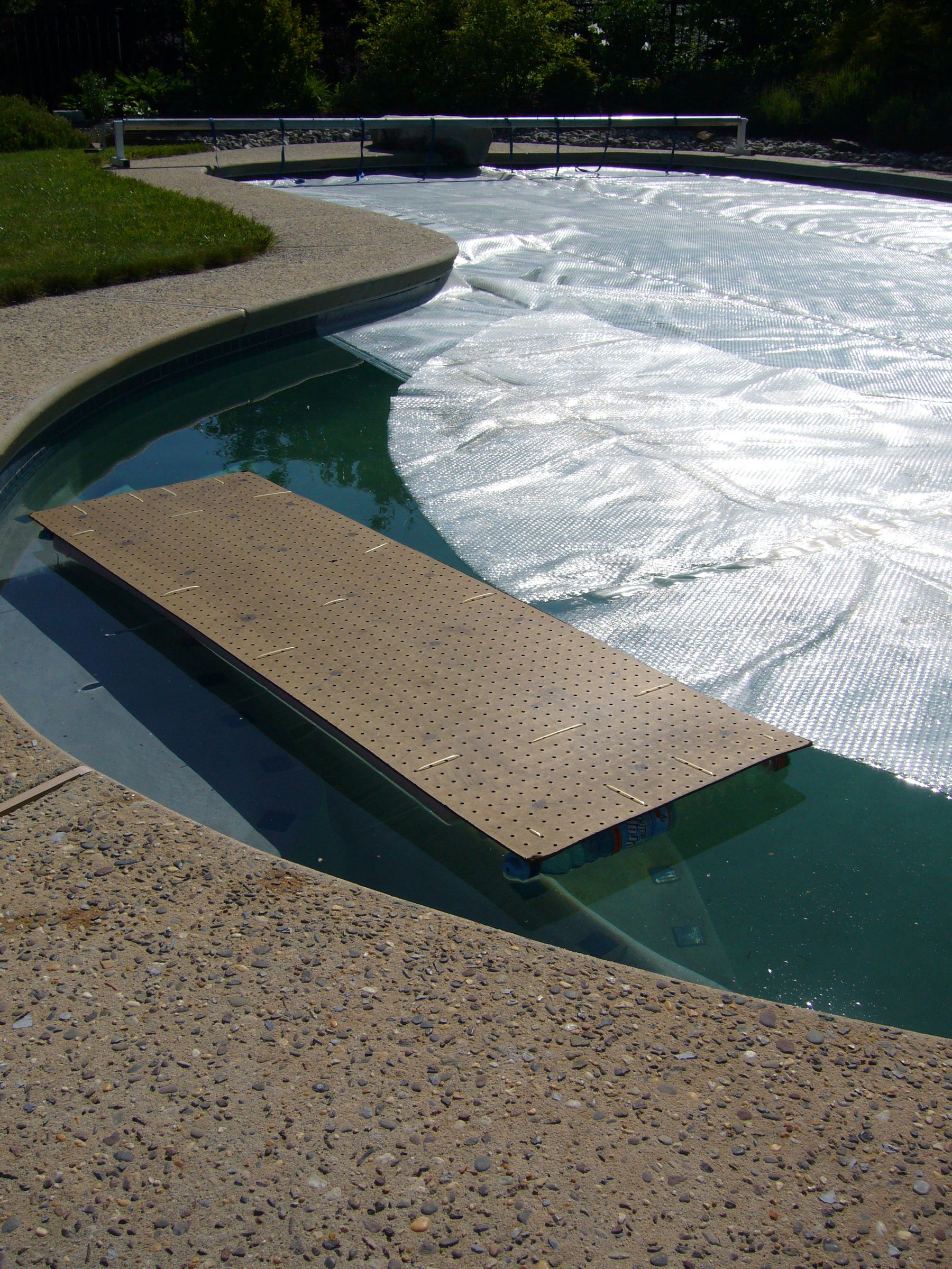 Floating Beer Pong Table