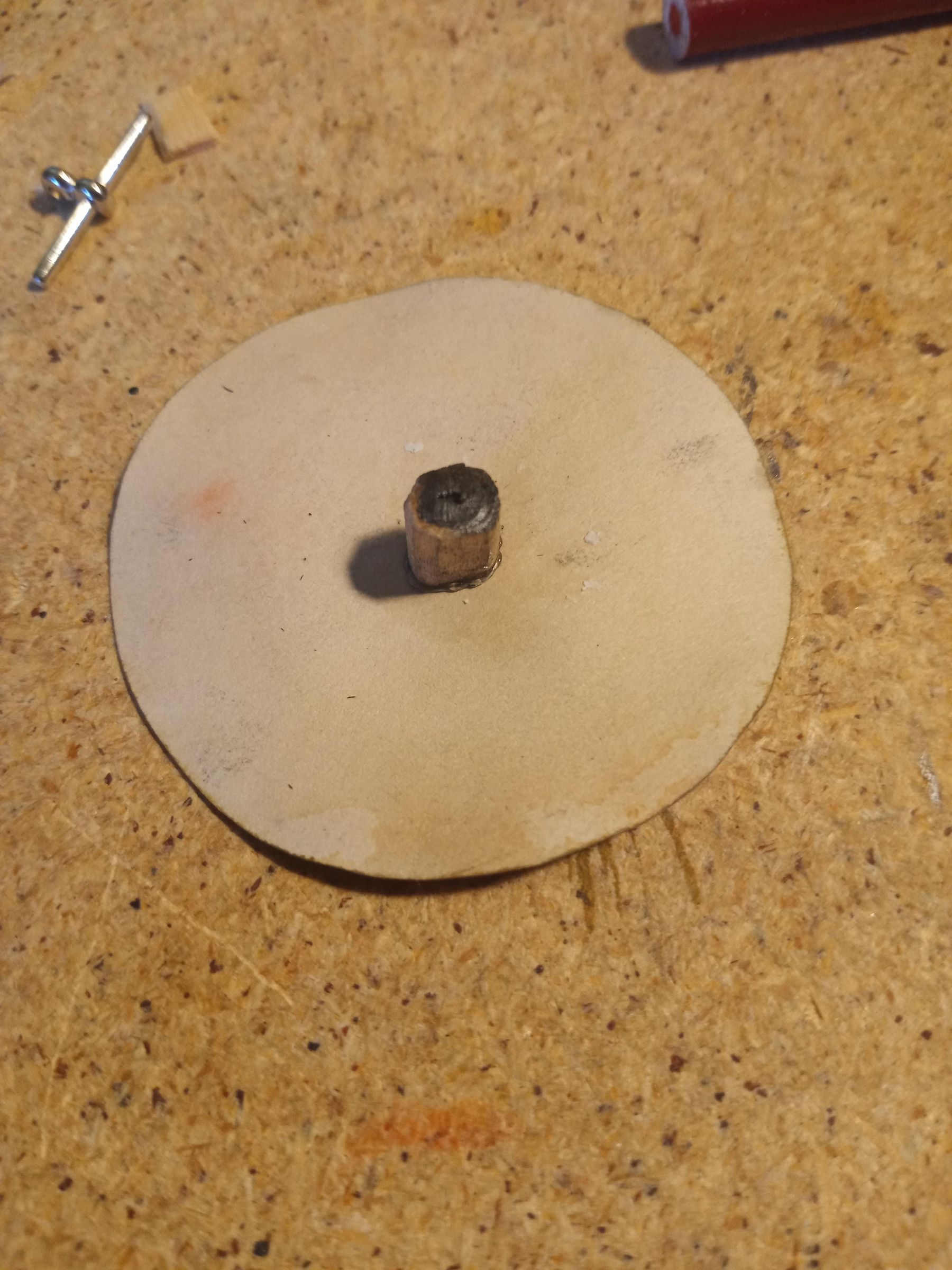 The Compass That Doesn't Point North 10 Steps (with Pictures