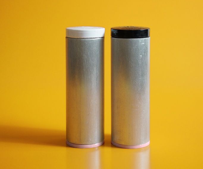 Salt & Pepper SHAKERS