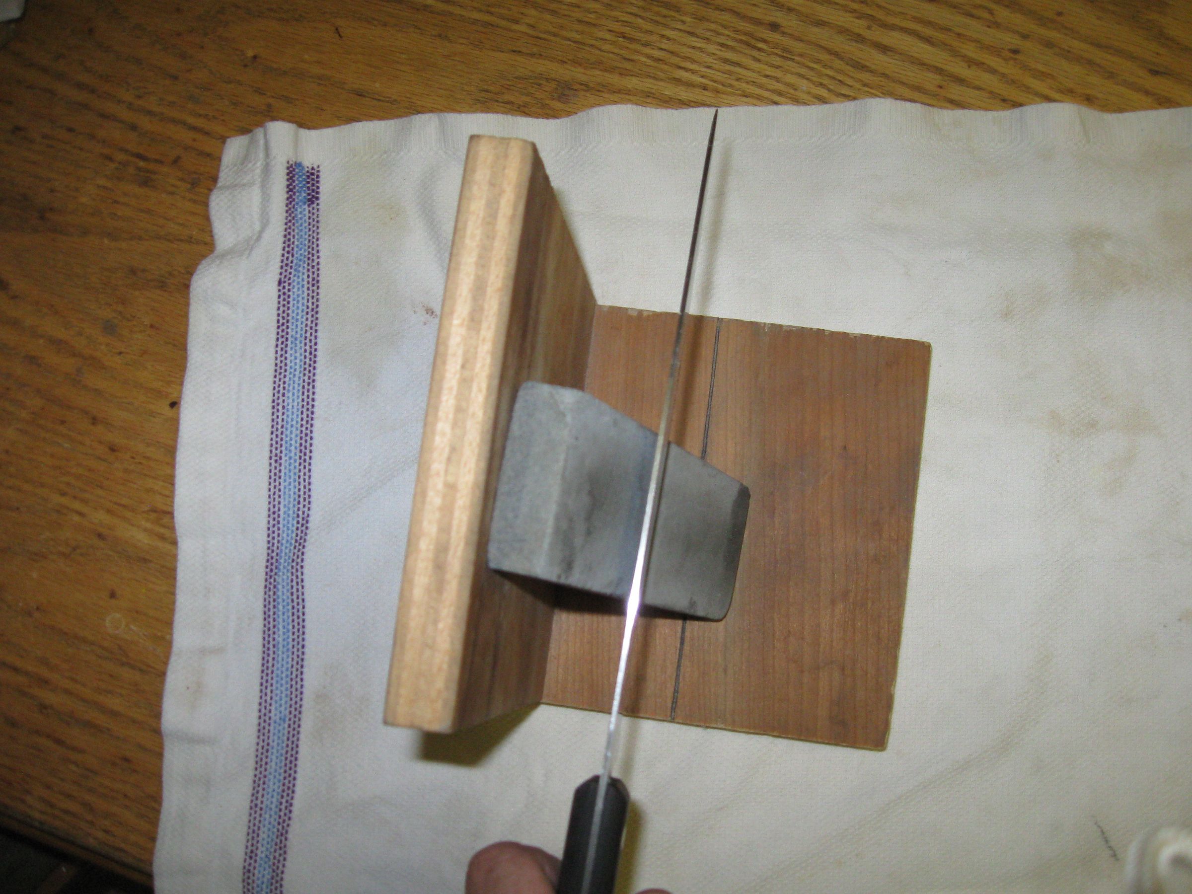Make a Sharpening System With a Sharpening Stone and Sharpen Knives 6