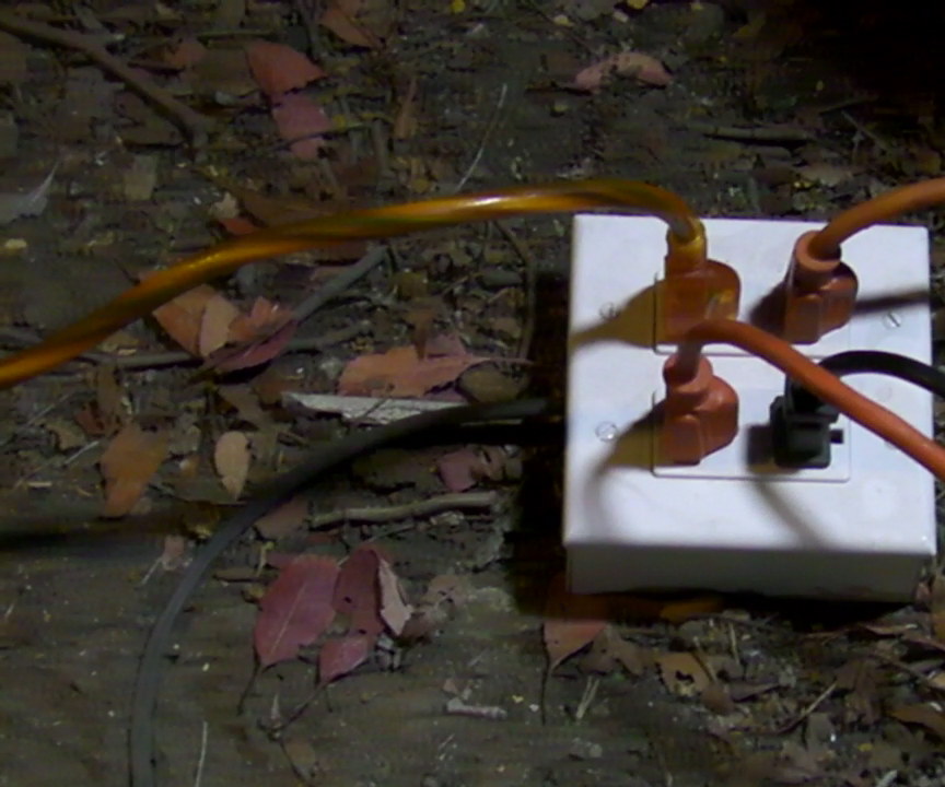 Build Your Own Remote-Controlled Power Outlets (with 4 Outlets) for LED Camping Lights