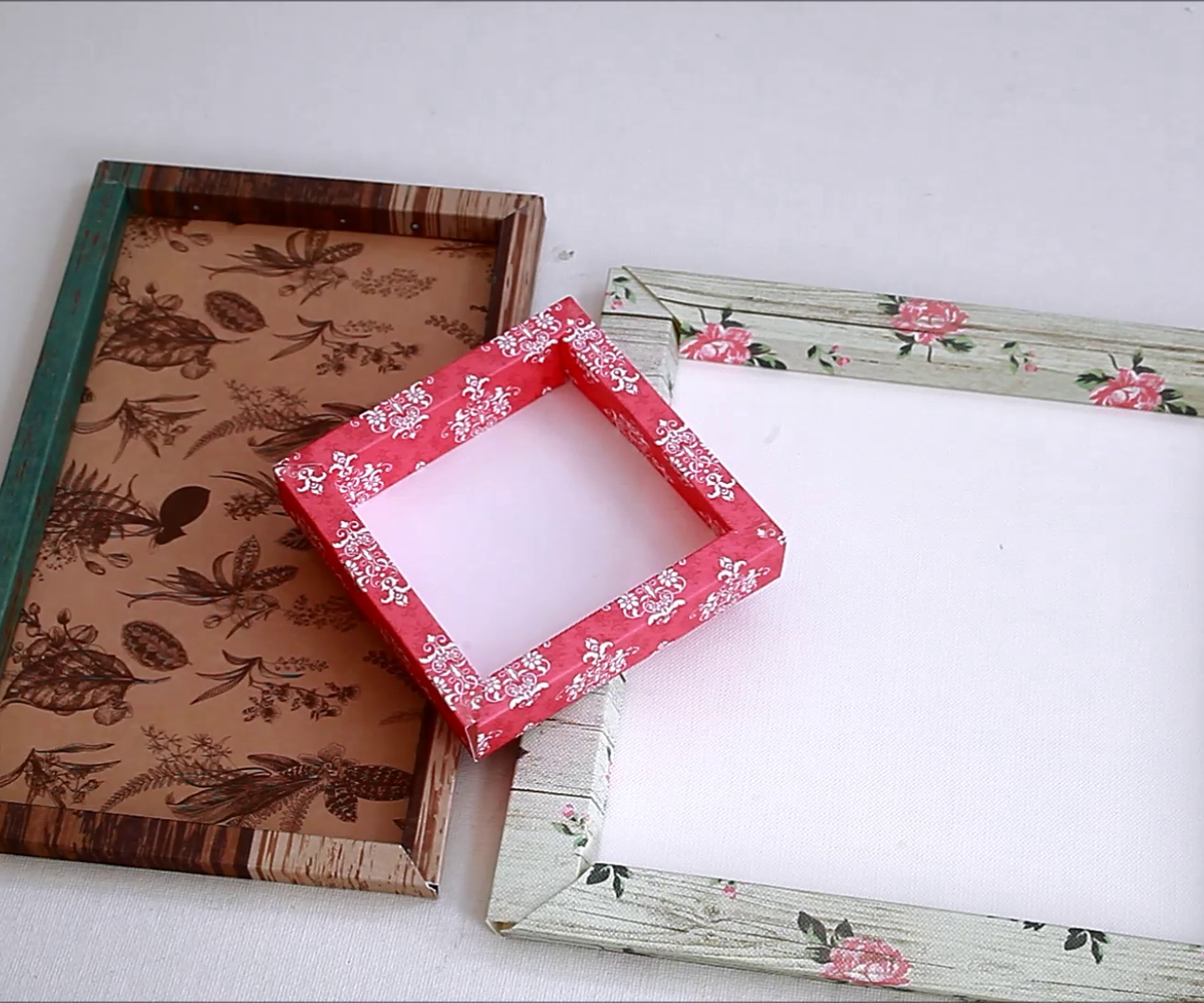 Paper Frames