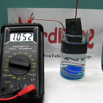 Make a Copper Sulfate and Zinc Battery - "Gravity" Design