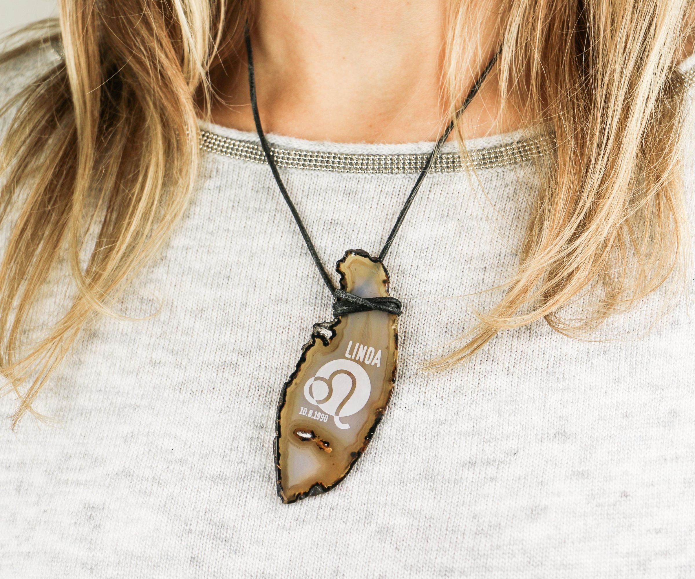 Laser Engraved Agate Pendant