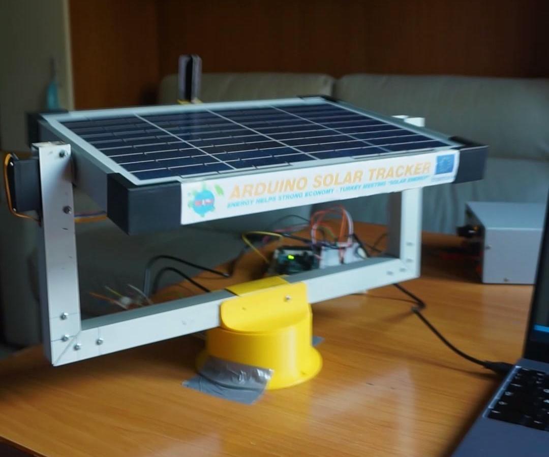 Arduino Large and Productive Solar Tracker - Do It Yourself : 4 Steps ...