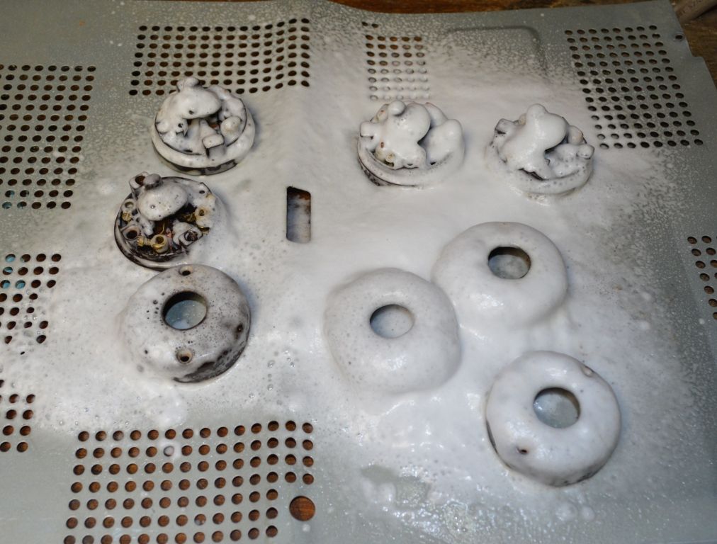 Restore Bakelite to Original Finish : 5 Steps (with Pictures ...