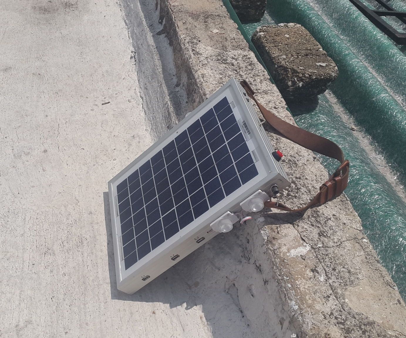 Cargador Solar Multiusos De 10W