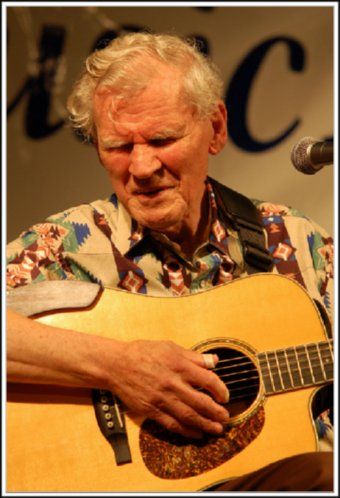 How to Play Deep River Blues by Doc Watson