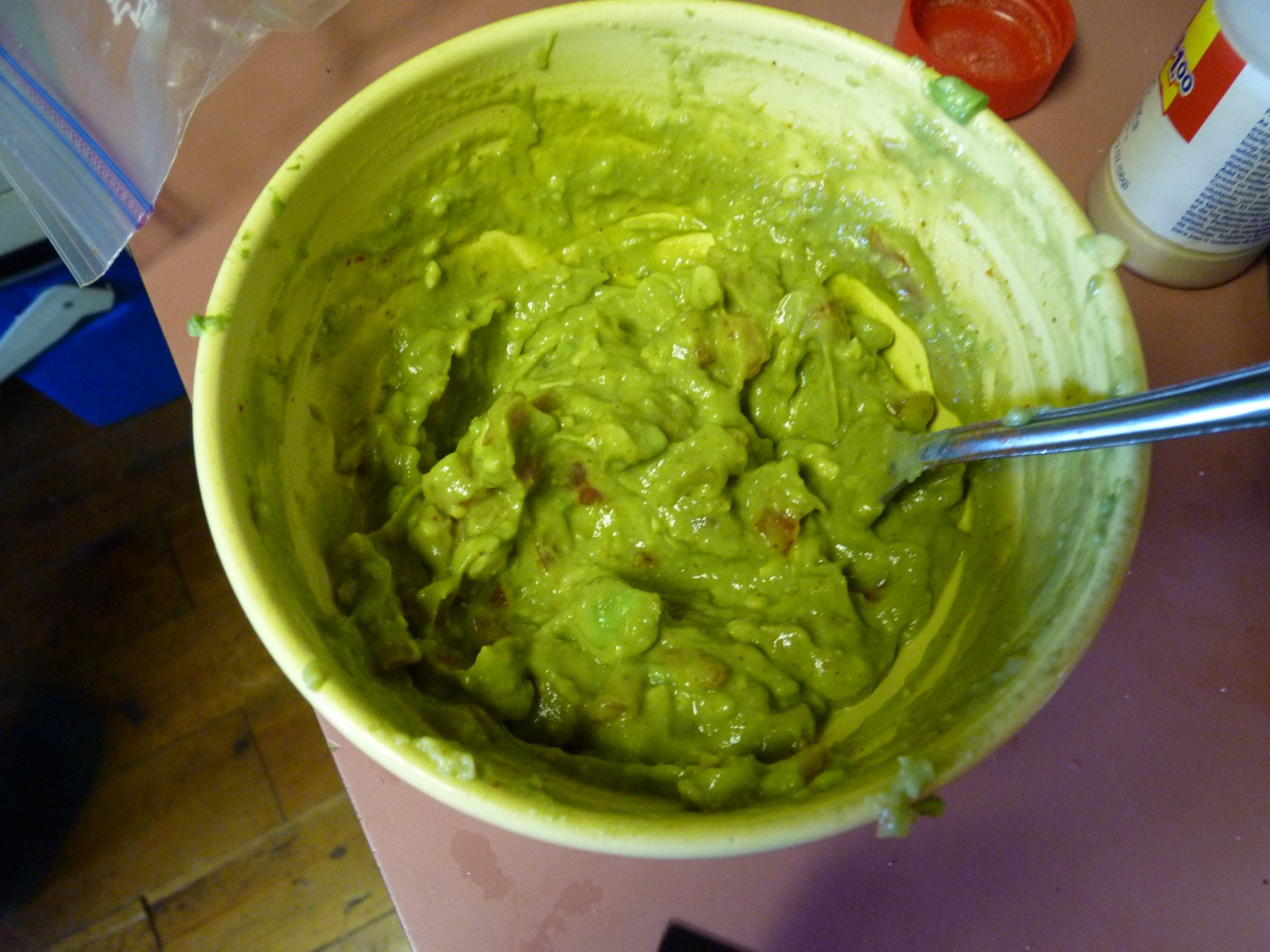 Easy Delicious Guacamole!