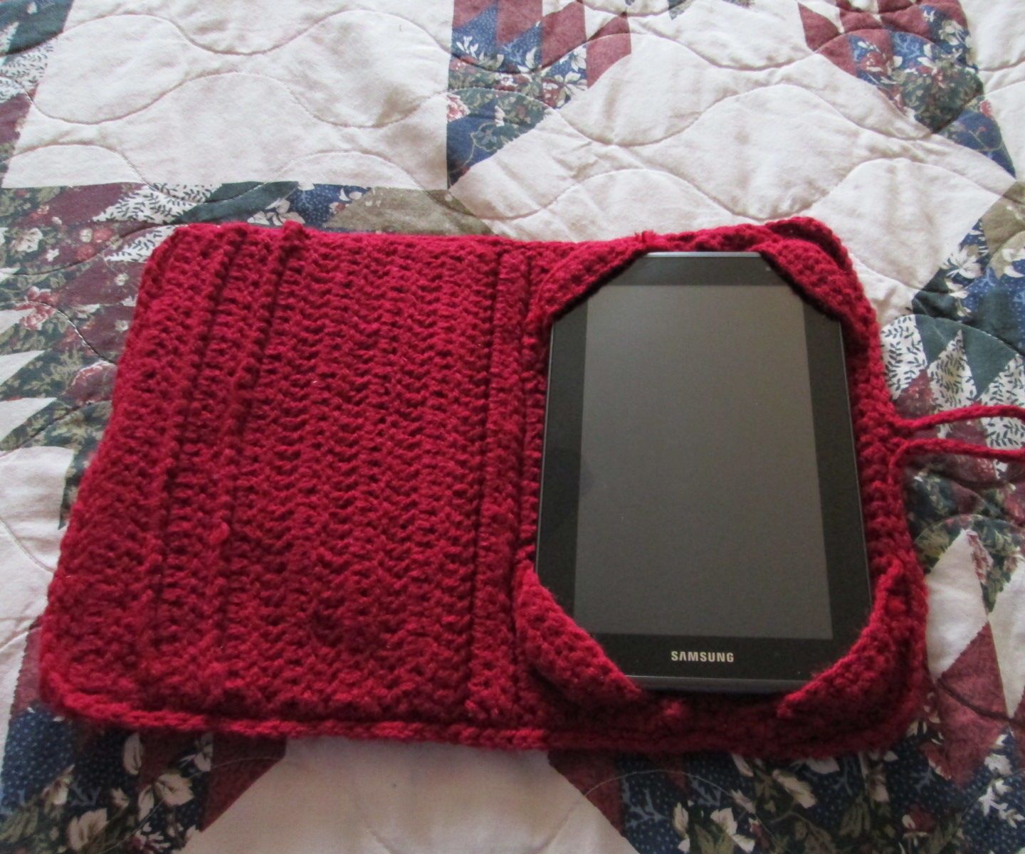 Crocheted Case for a 7” Tablet