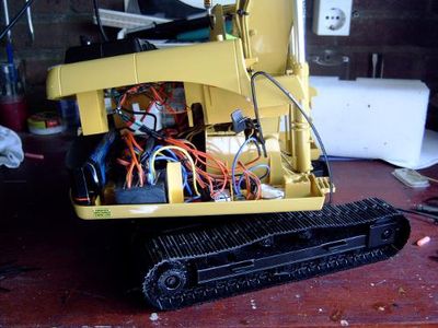 Remote Controlled Excavator : 9 Steps - Instructables