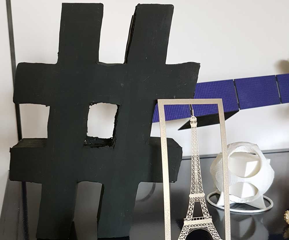 Easy Cardboard Letters and Signs 