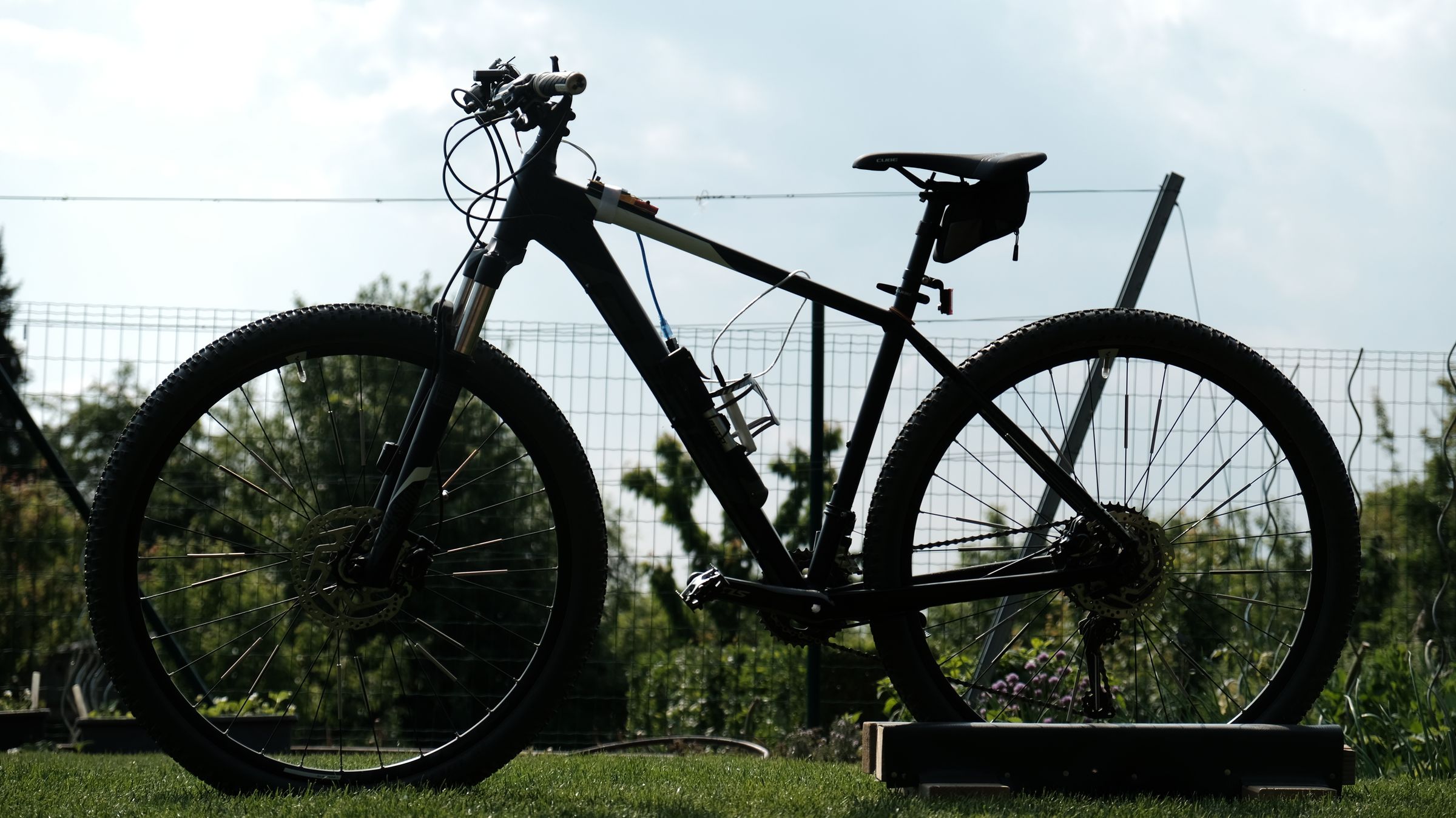 WHEELIE CHEAT DEVICE 10 Steps (with Pictures) Instructables