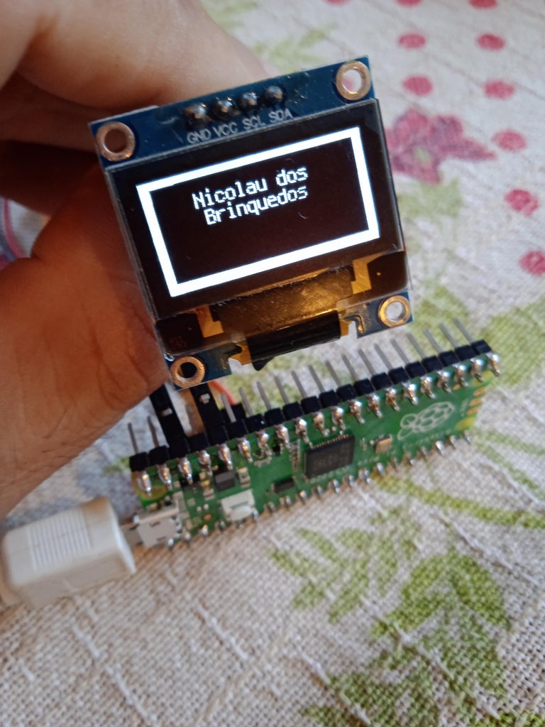 Raspberry Pi Pico With I2C Oled Display and CircuitPython