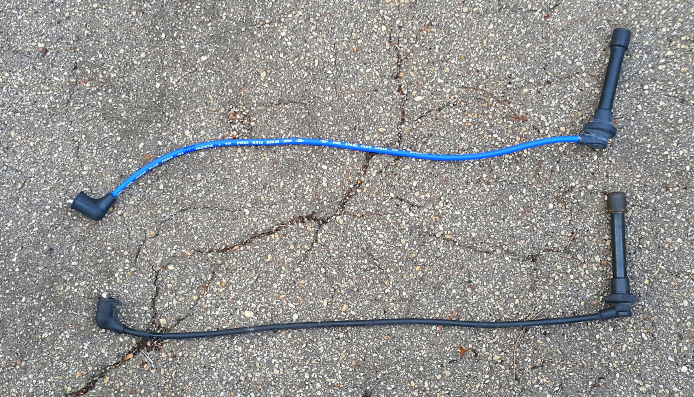 Replacing Spark Plug Wires (Honda Civic 1999 D16Y7)! 4 Steps Instructables