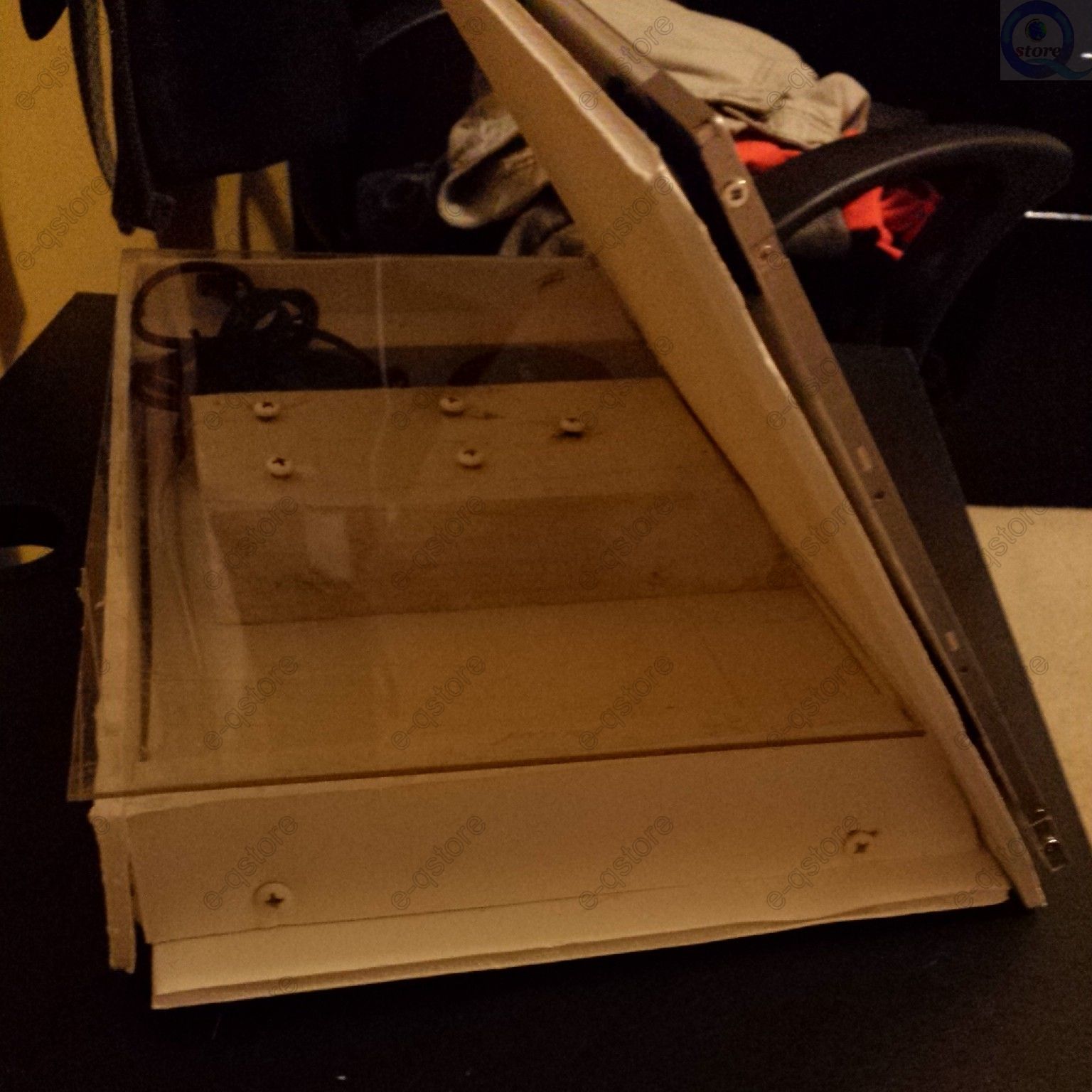 Scettiface's Project - Turn a Laptop LCD Into a XBox Monitor