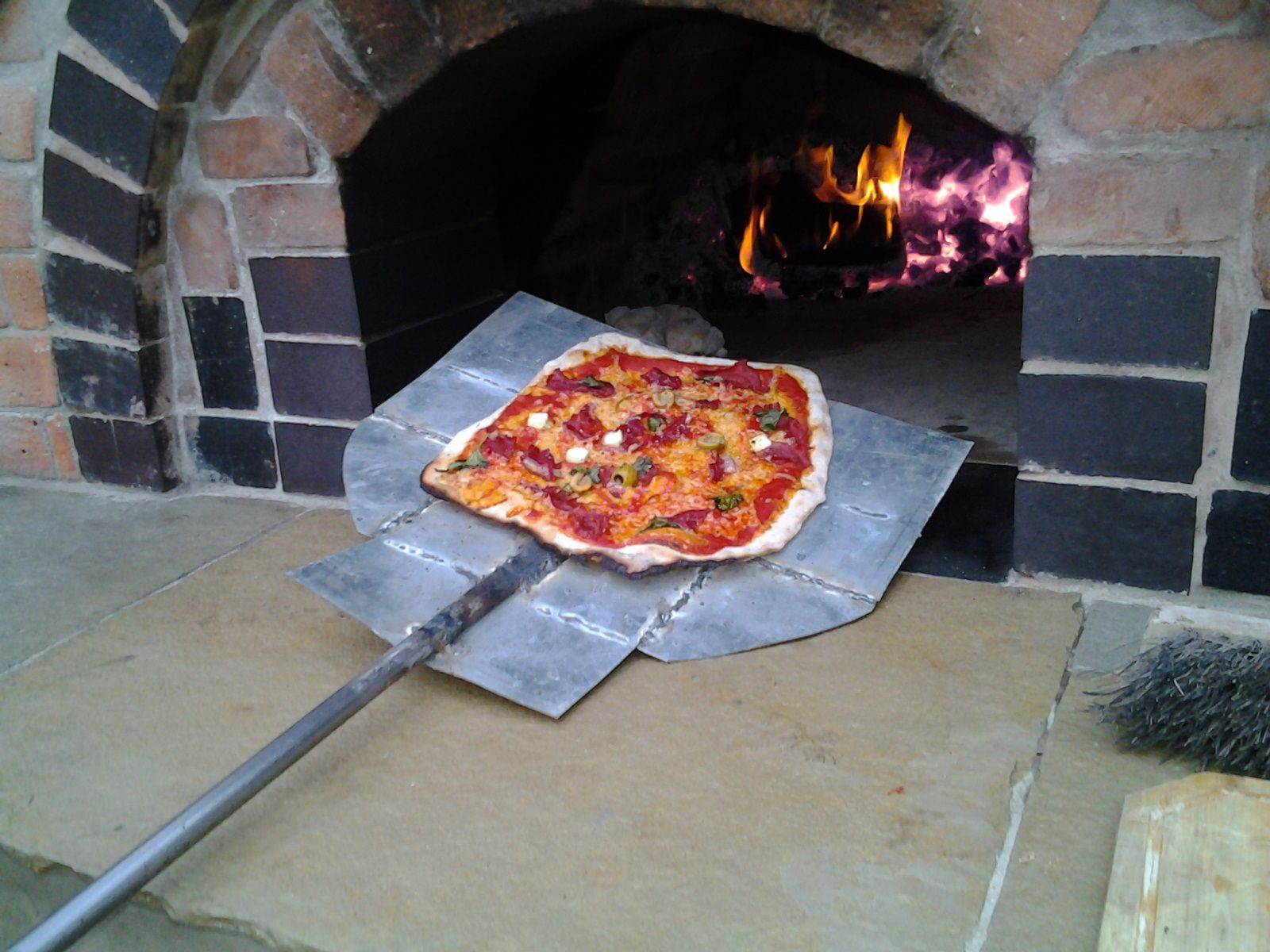 Wood Fired, Stone Baked, Pizza Oven 4 Steps Instructables