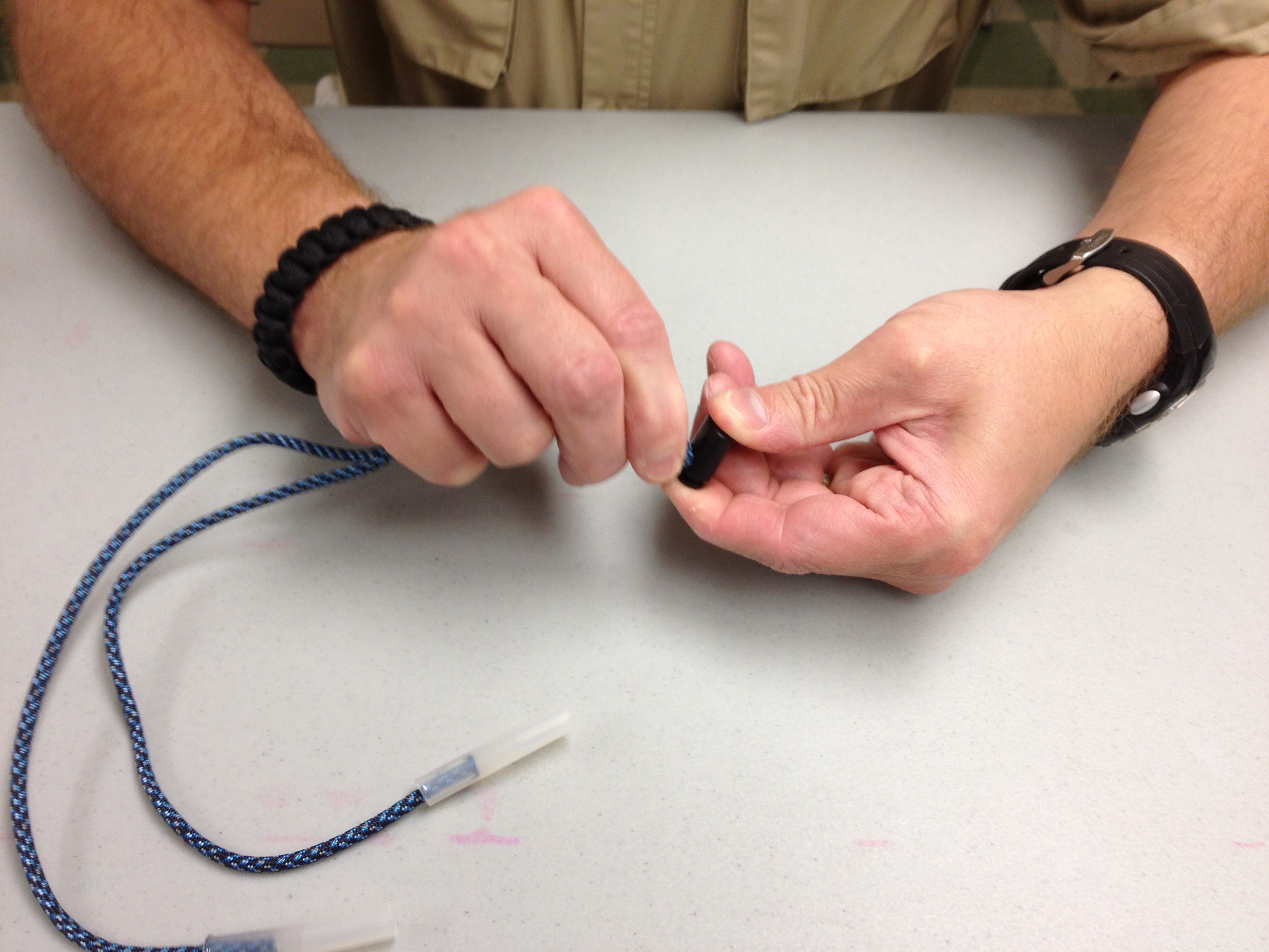 DYI Paracord Eyeglass Straps / Holders 6 Steps Instructables