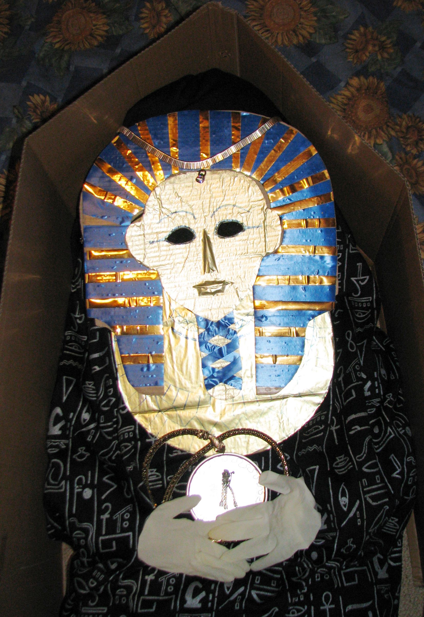 King Tut's Tomb - Party Trick
