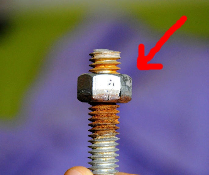 How to Remove a Stuck Nut (without Stripping Threading) 4 Steps (with