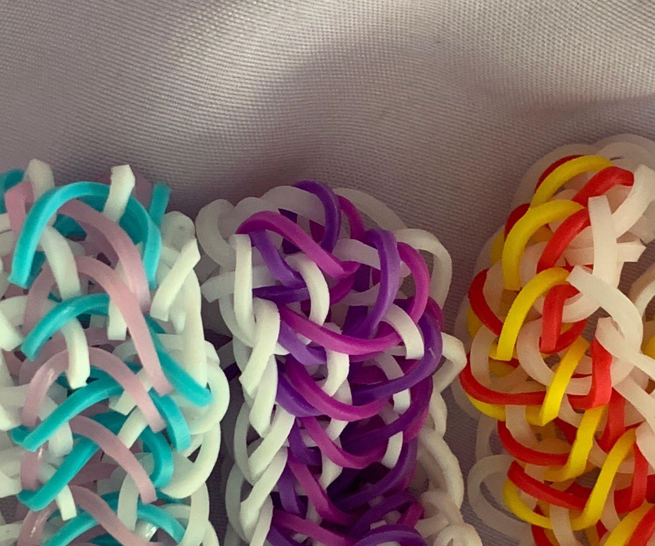Rainbow Loom Underdog Bracelet