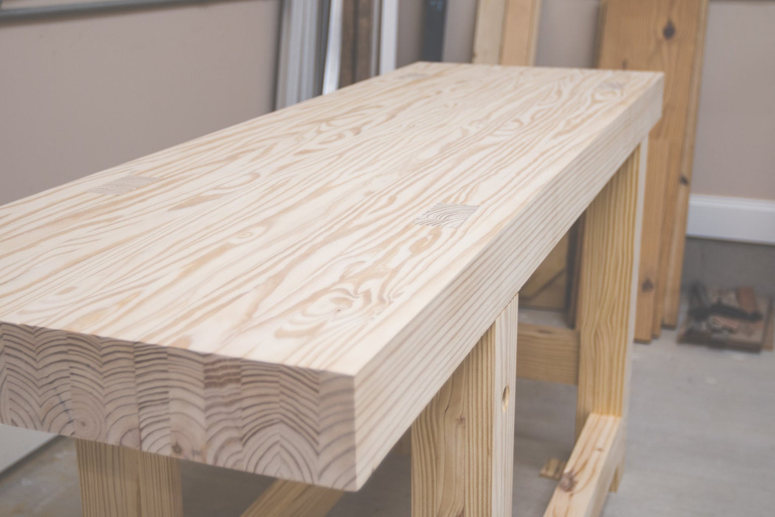 HOW TO MAKE a TRADITIONAL WORKBENCH : 16 Steps (with Pictures ...