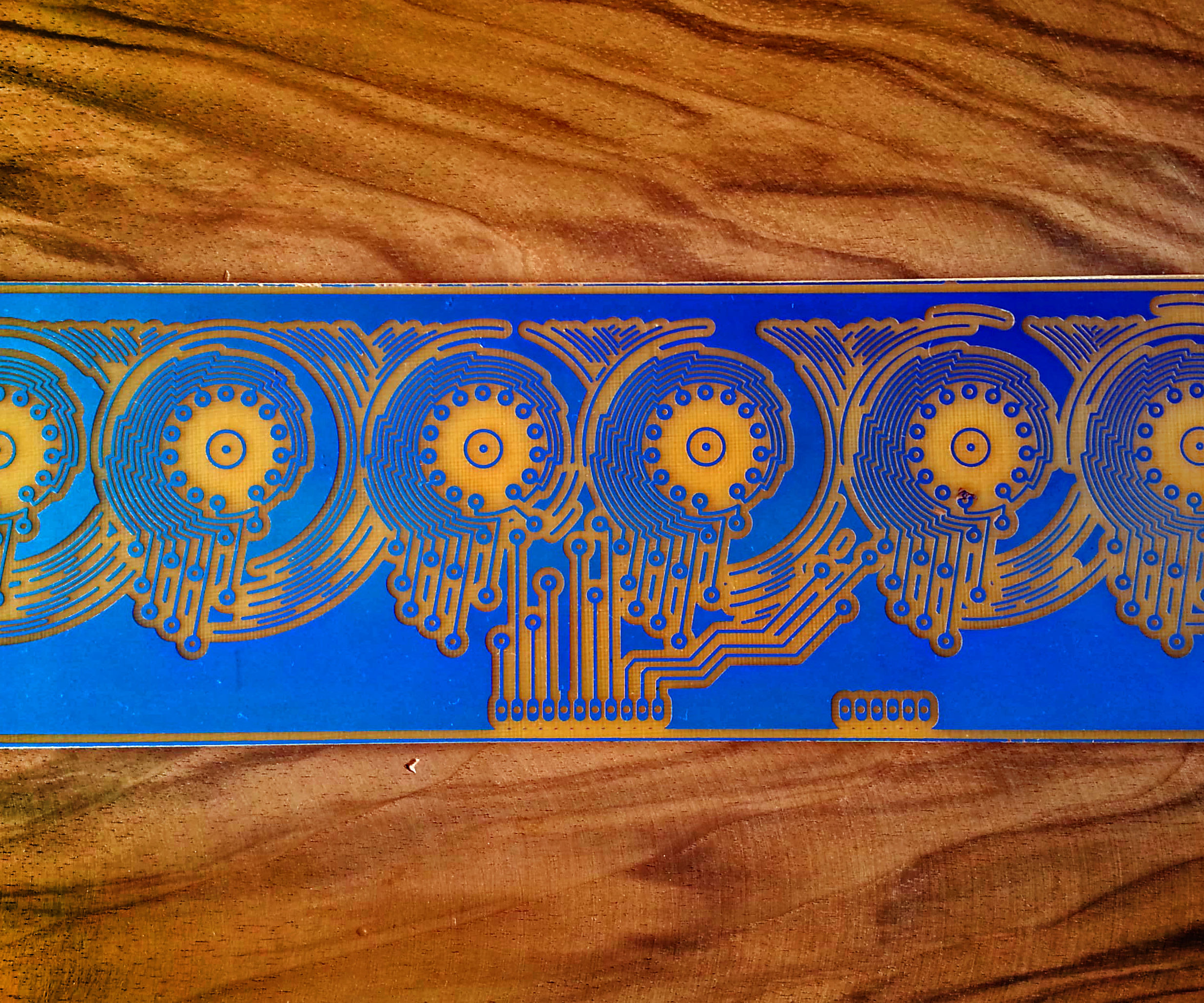 PCB Making Using Photoresist Paint and UV