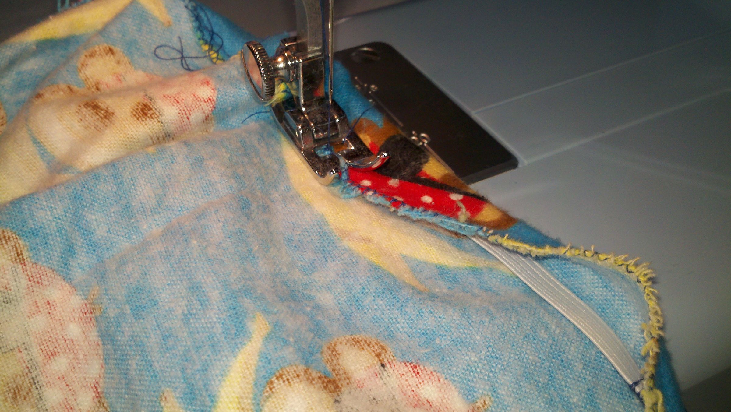 Warm Flannel Crib Sheets and Bonus Burp Rags 7 Steps Instructables