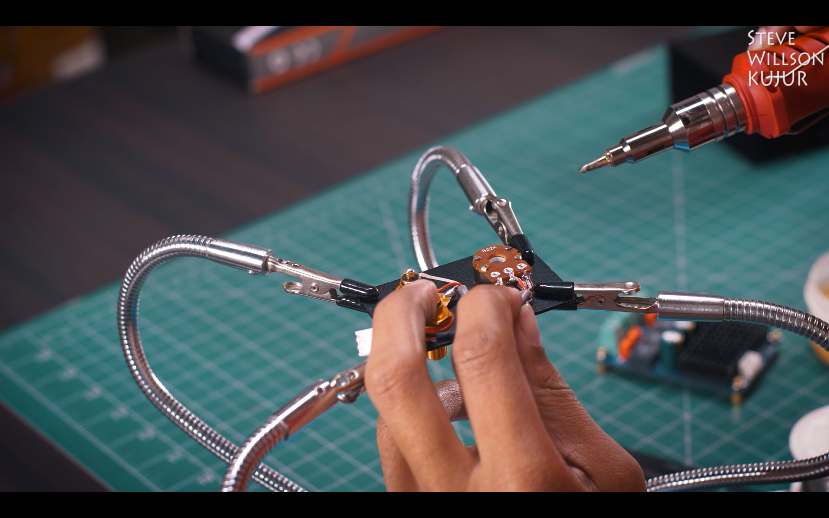 DIY 200 Watt Portable Amplifier : 11 Steps (with Pictures) - Instructables