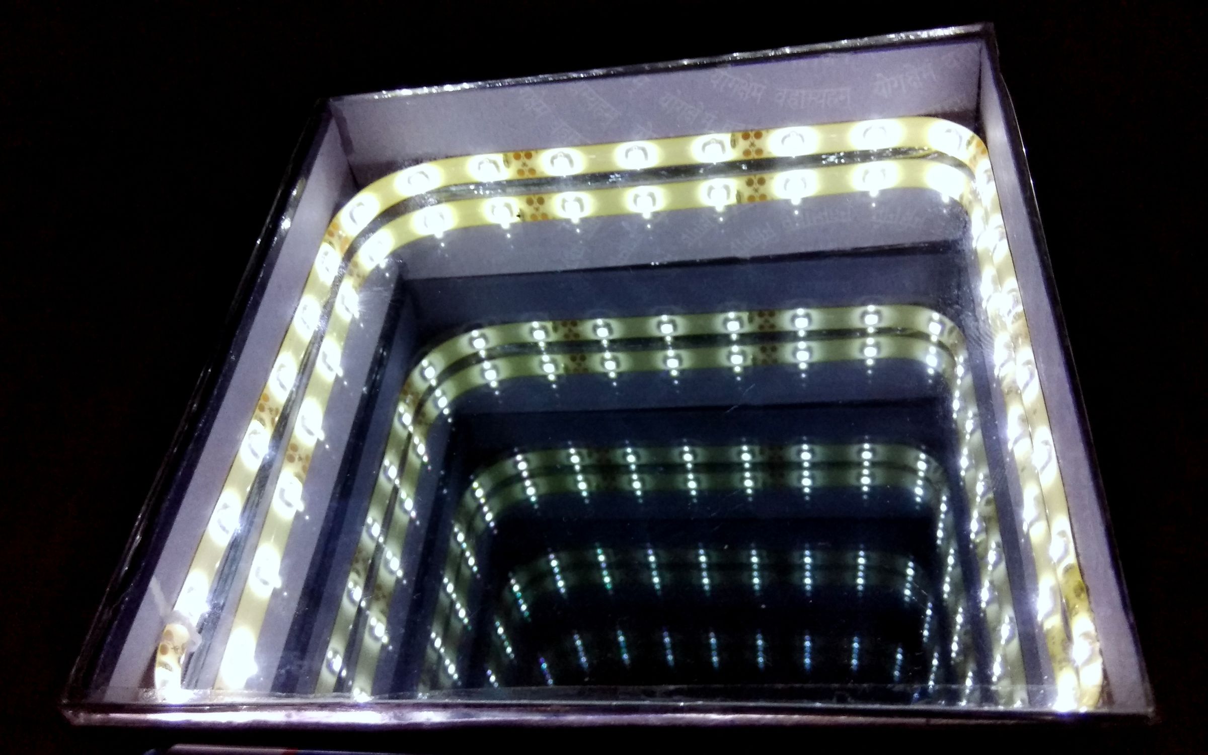 2 Amazing Ideas to Make LED Illusion Mirror Easy Project Ideas 8