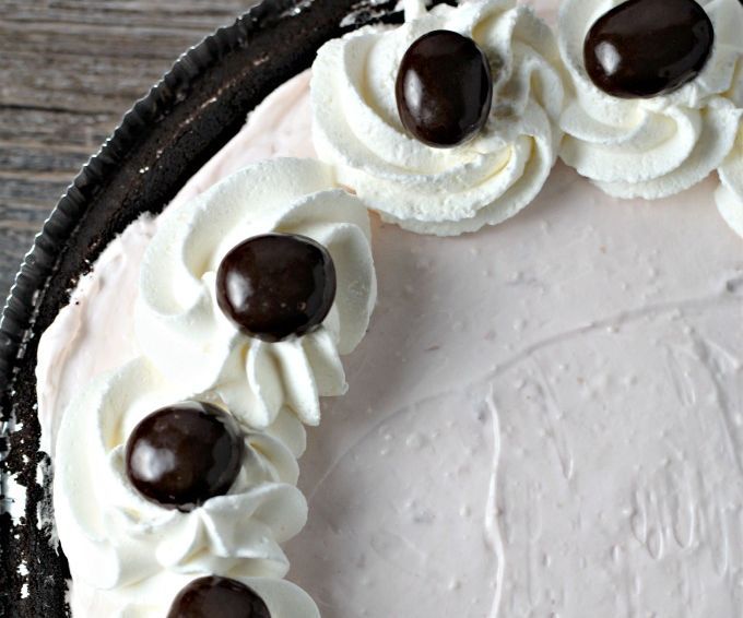 Cherry Yogurt No Bake Pie