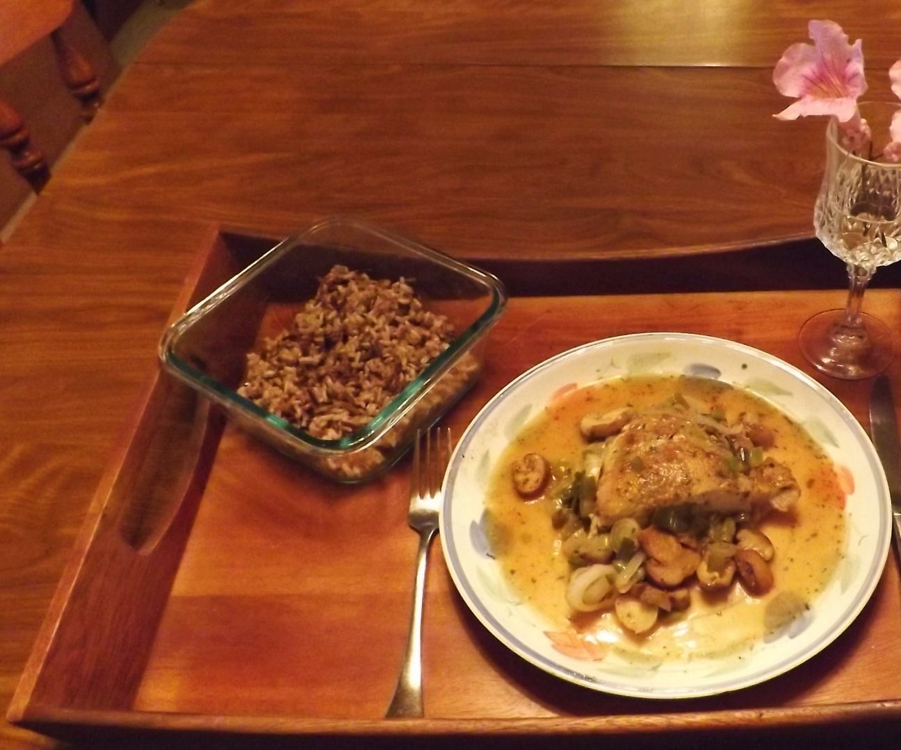BLUE CHEESE STUFFED BREAST OF CHICKEN SIMMERED IN WHITE WINE WITH SPRING ONIONS & MUSHROOMS
