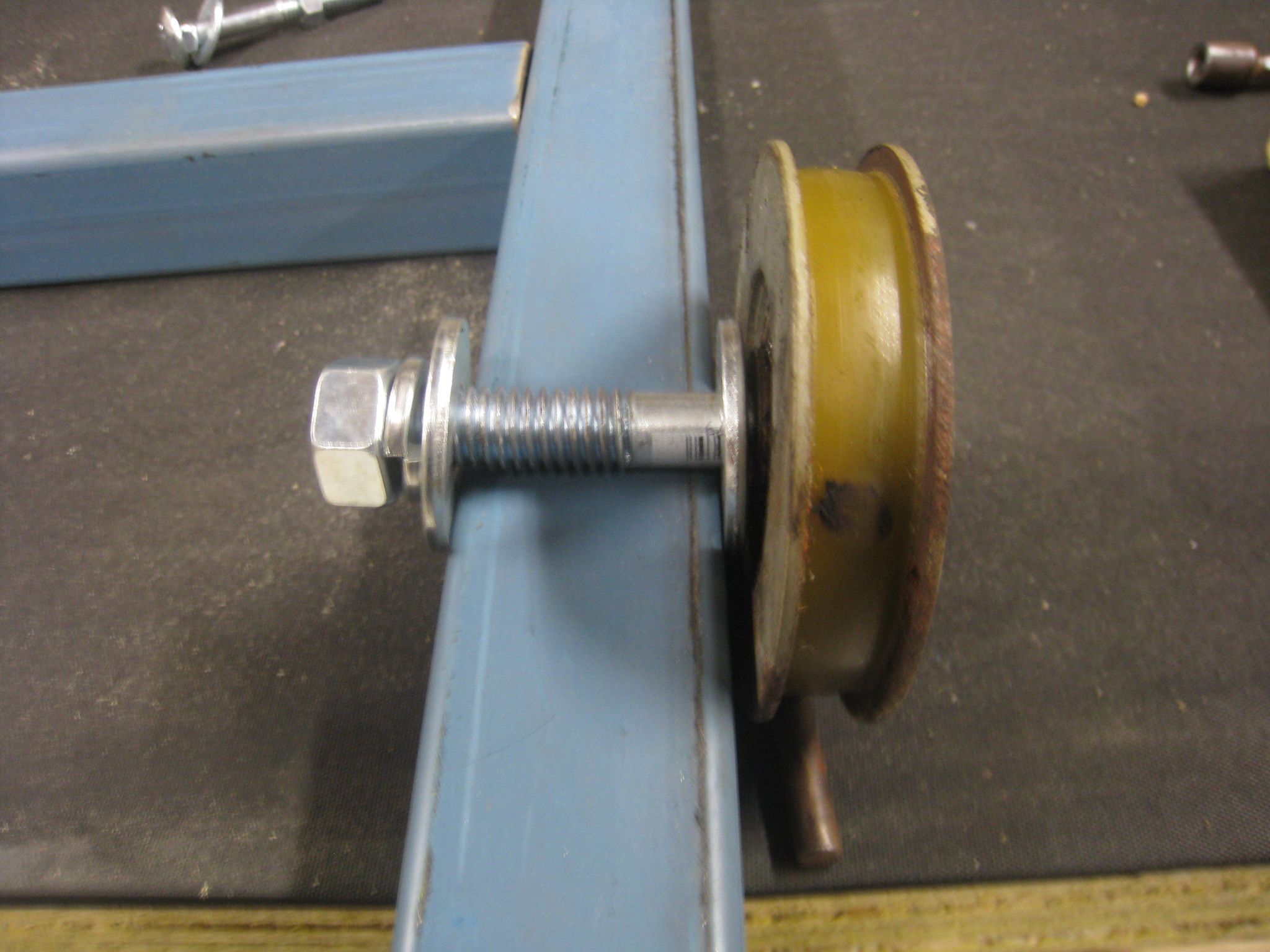 Build Your Own Compactus : 12 Steps - Instructables