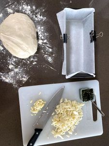 Variations - Pesto, Cheese and Garlic Pull-apart Bread