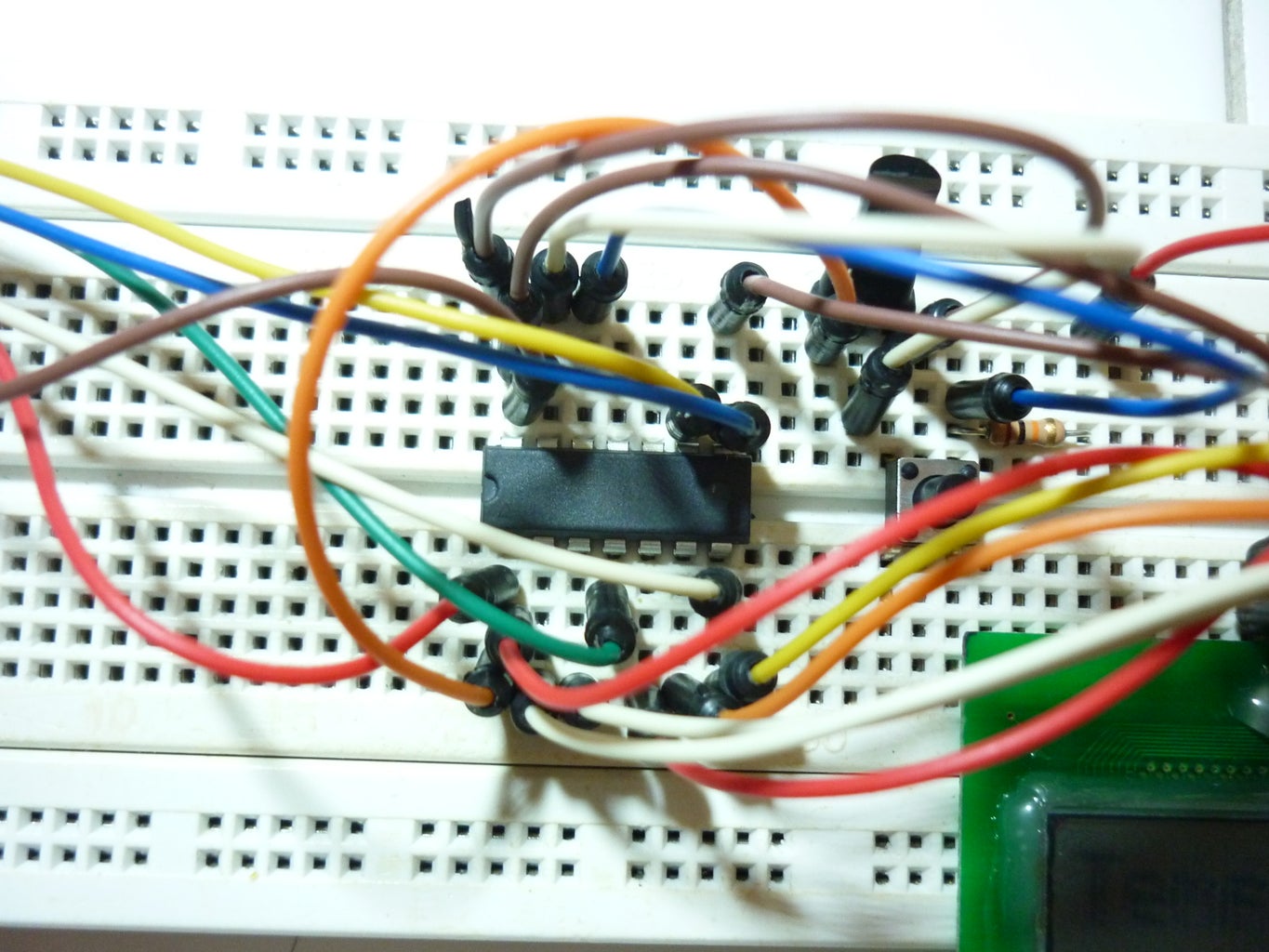 ATTiny84 + LCD + LM35 Temperature Sensor : 4 Steps - Instructables