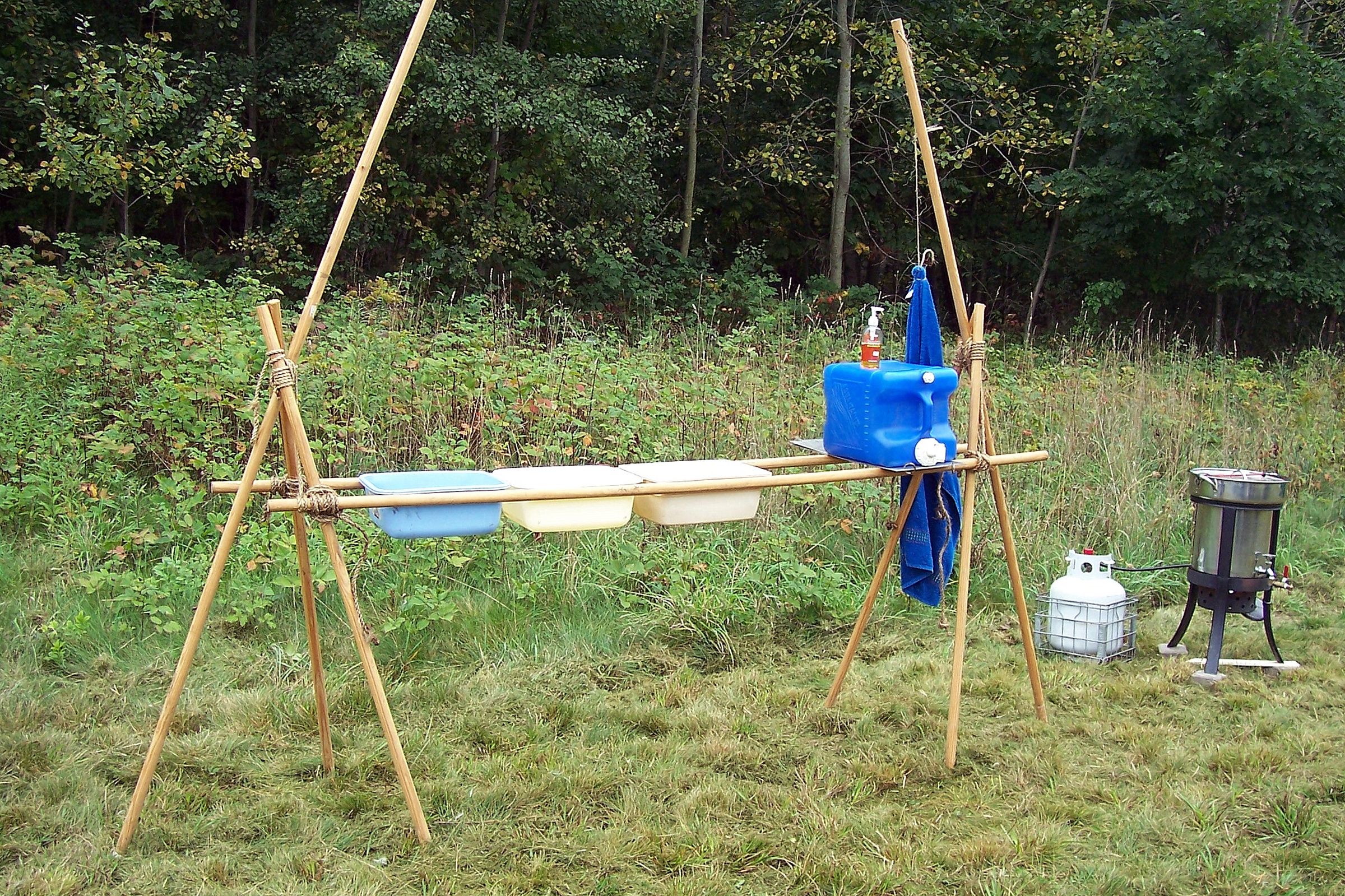 Camp Hot Water Heater With an Easy to Use Dispensing Feature 3 Steps