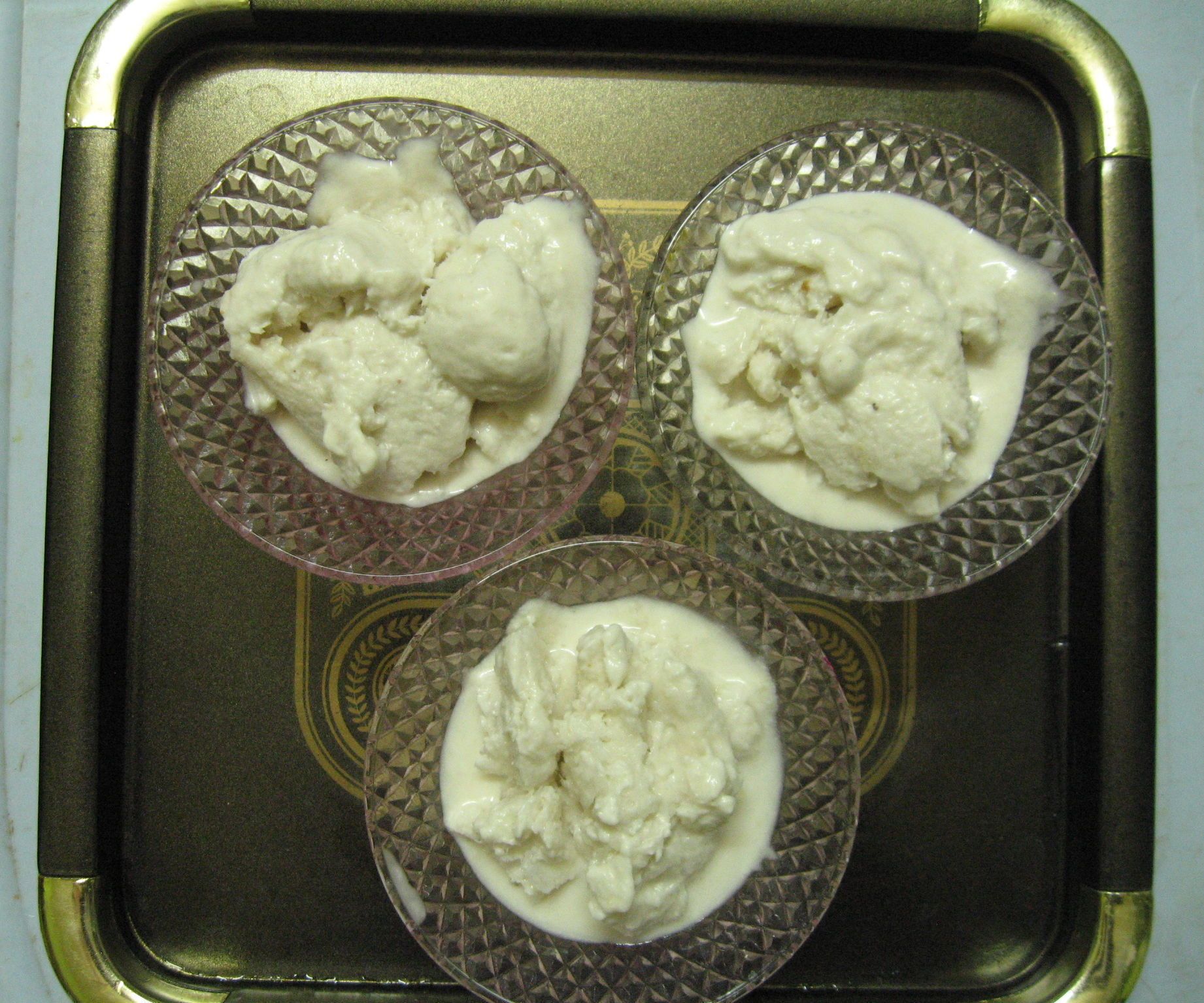 How to Make Coconut Milk Ice Cream